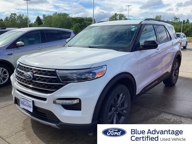 2023 Ford Explorer XLT 4WD's photo