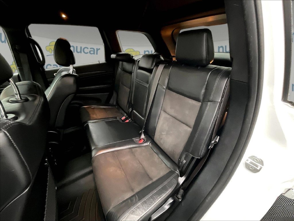 Used 2020 White Jeep Altitude image 25