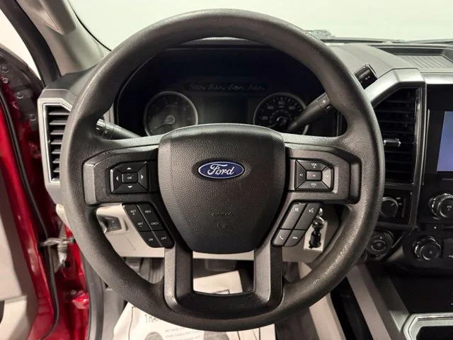 Used 2017 Red Ford XLT image 18
