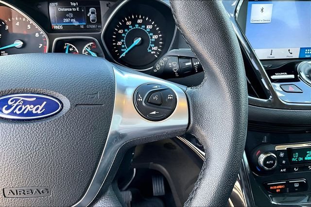 Used 2016 White Ford Titanium image 21