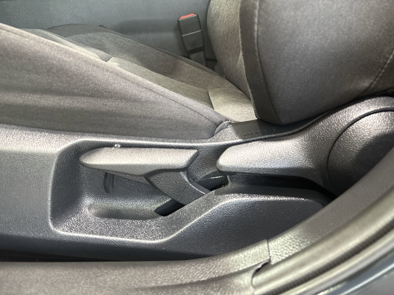 2026 Toyota Camry LE - Photo 12