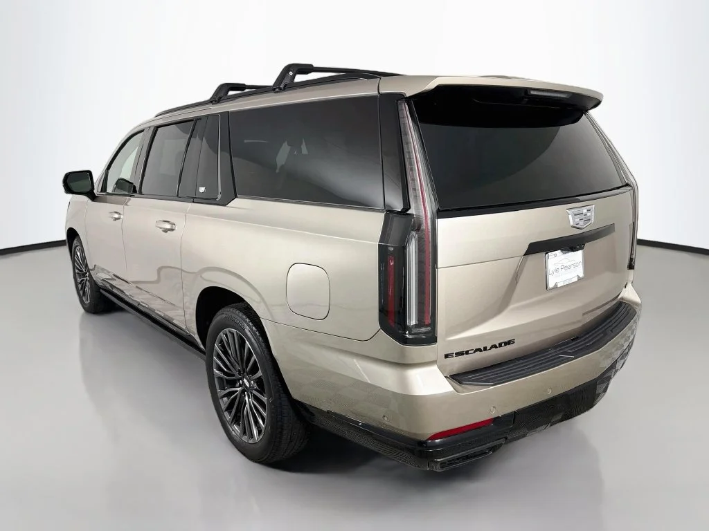 Used 2025 Latte Metallic Cadillac Sport Platinum image 3