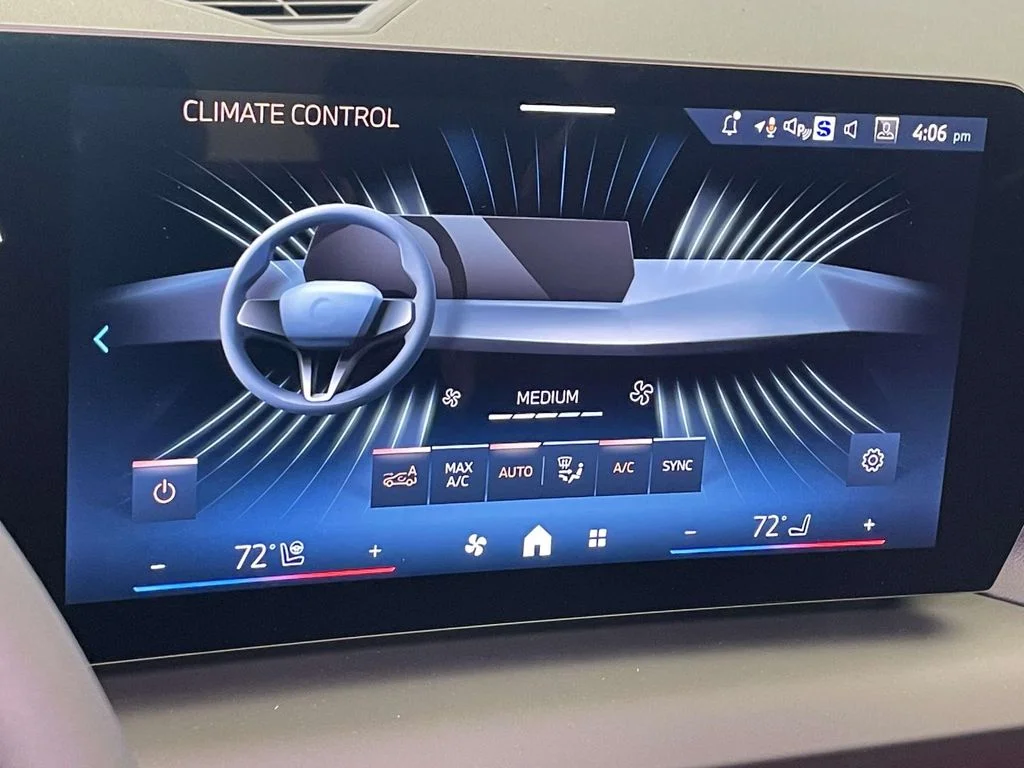 New 2026 White BMW 228 Gran Coupe image 25