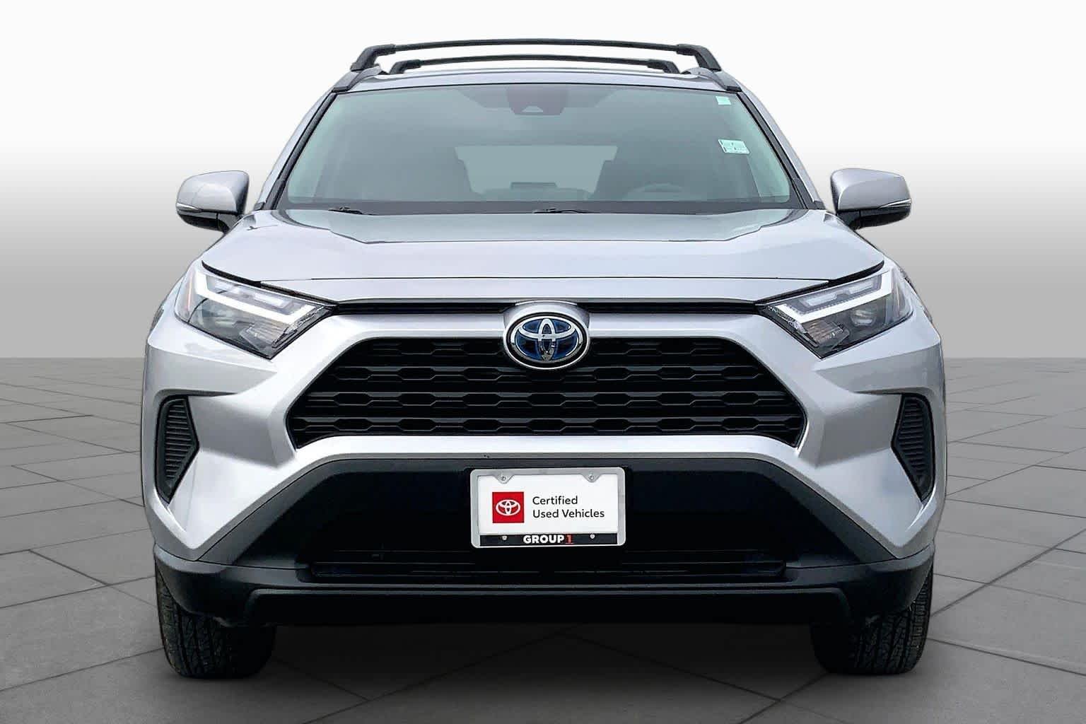 Used 2024 Silver Sky Metallic Toyota Hybrid XLE image 4