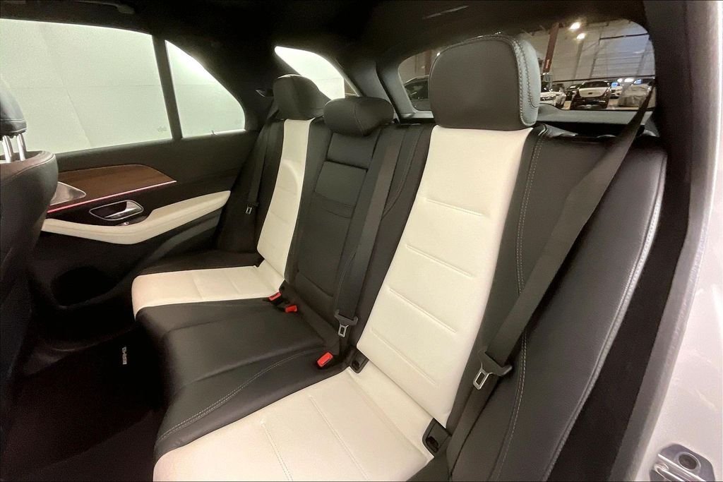 2025 Mercedes-Benz GLE GLE450E - Photo 18