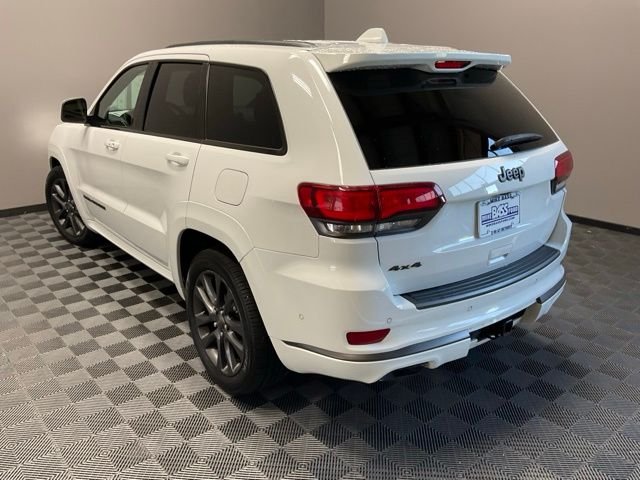 Used 2019 Bright White Clearcoat Jeep High Altitude image 8