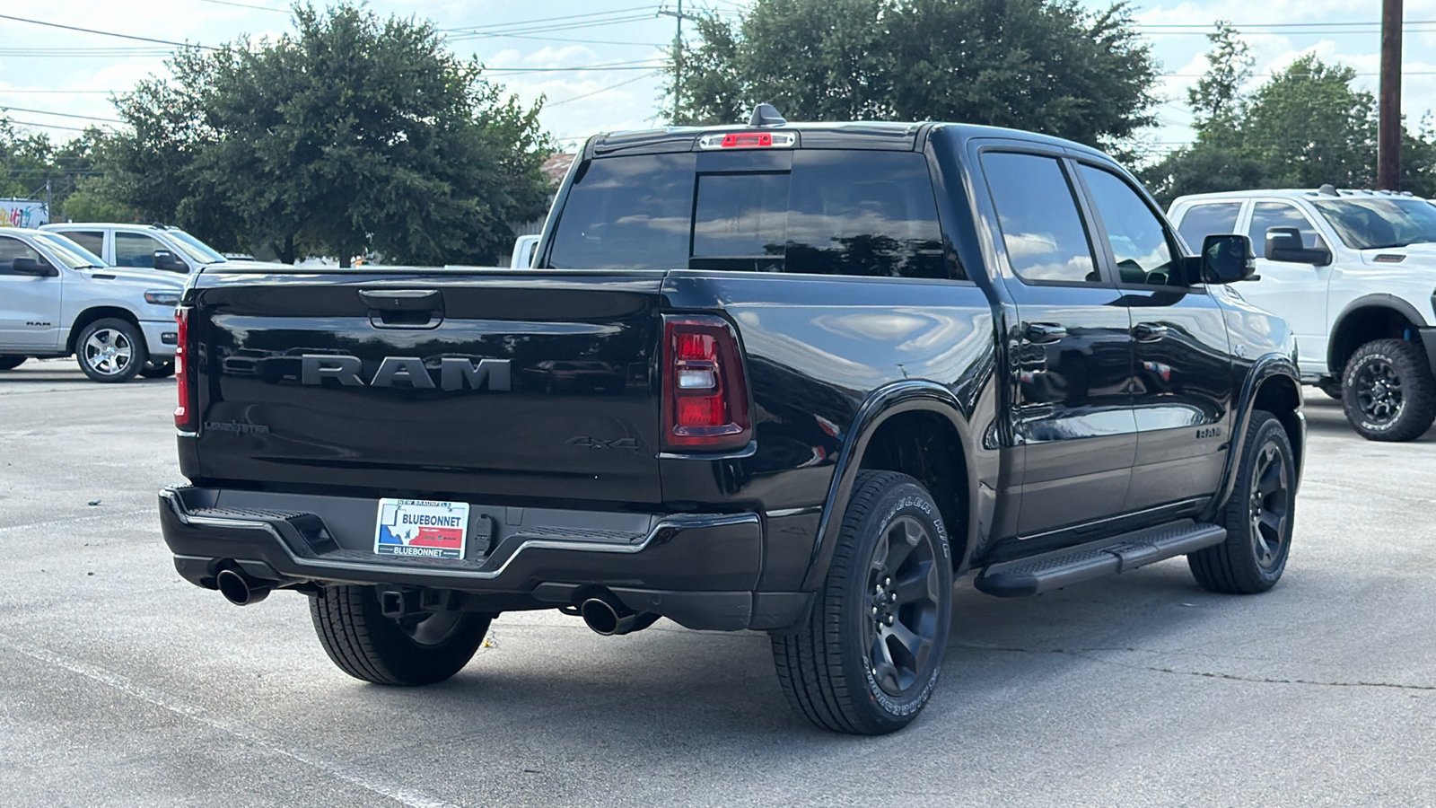 New 2026 Diamond Black Crystal Pearl-Coat Exterior Paint RAM Lone Star image 5