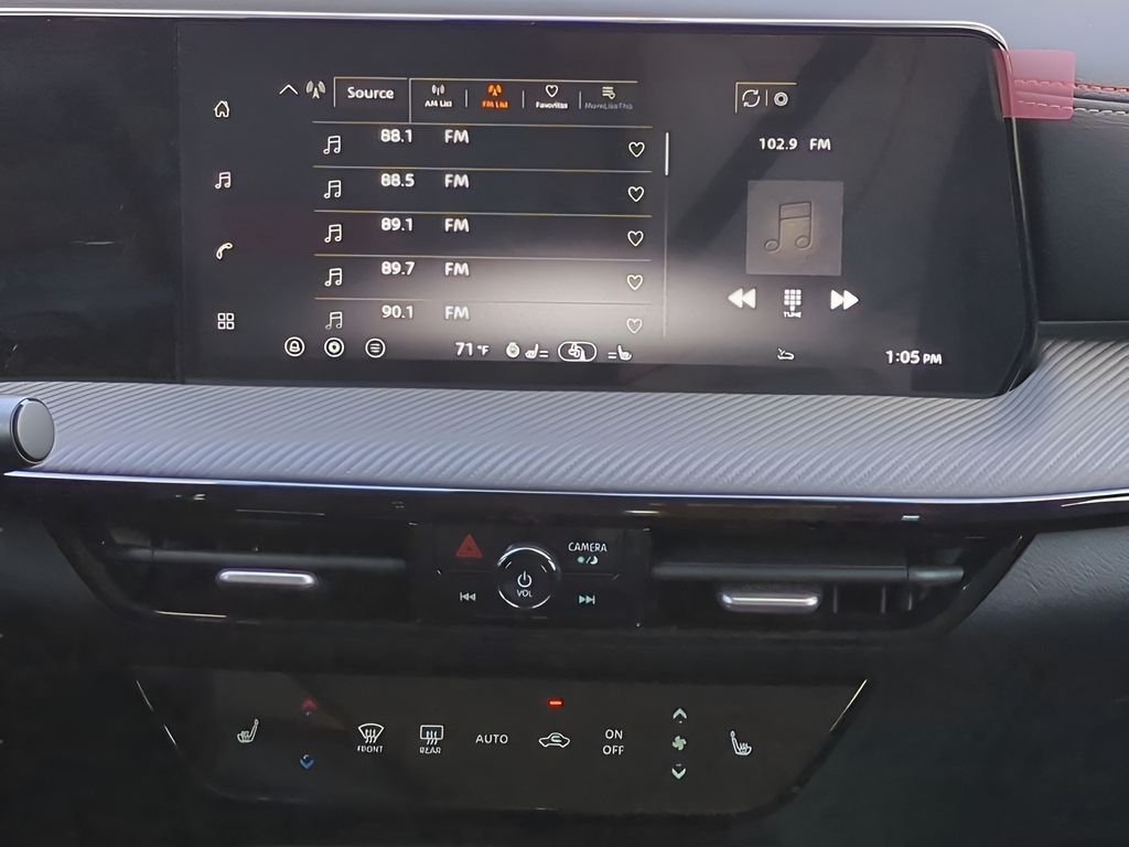 2026 Nissan KICKS SR - Photo 17