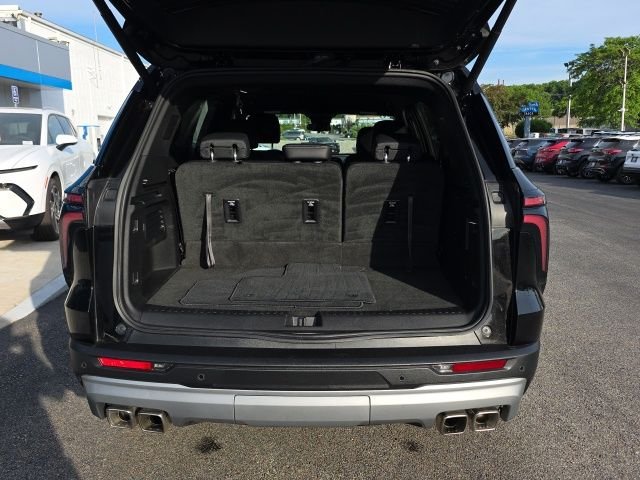 Used 2026 Black Chevrolet LT image 32