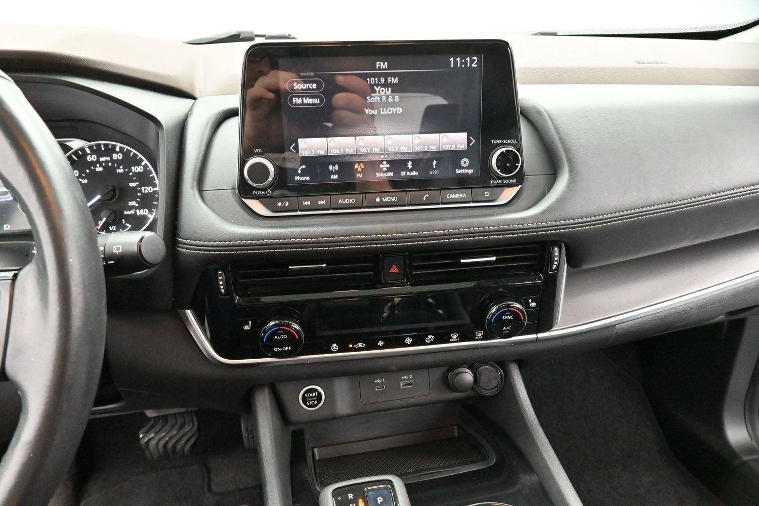 Used 2021 Gun Metallic Nissan SV image 21