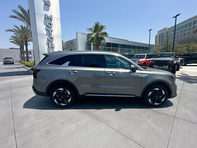 New 2026 Volcanic Sand Kia EX image 8