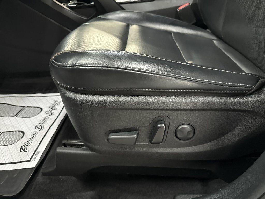 Used 2022 Ebony Black Kia S image 13