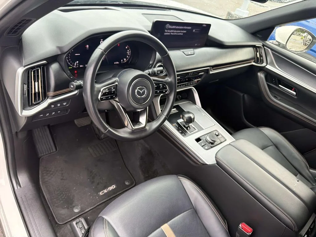 Certified Used 2025 White Mazda 3.3 Turbo Premium Plus image 18