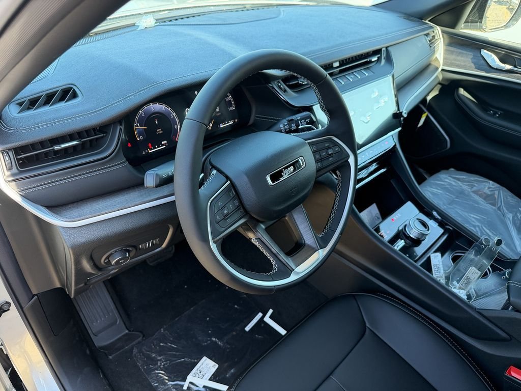 New 2026 Silver Zynith Jeep Limited image 9
