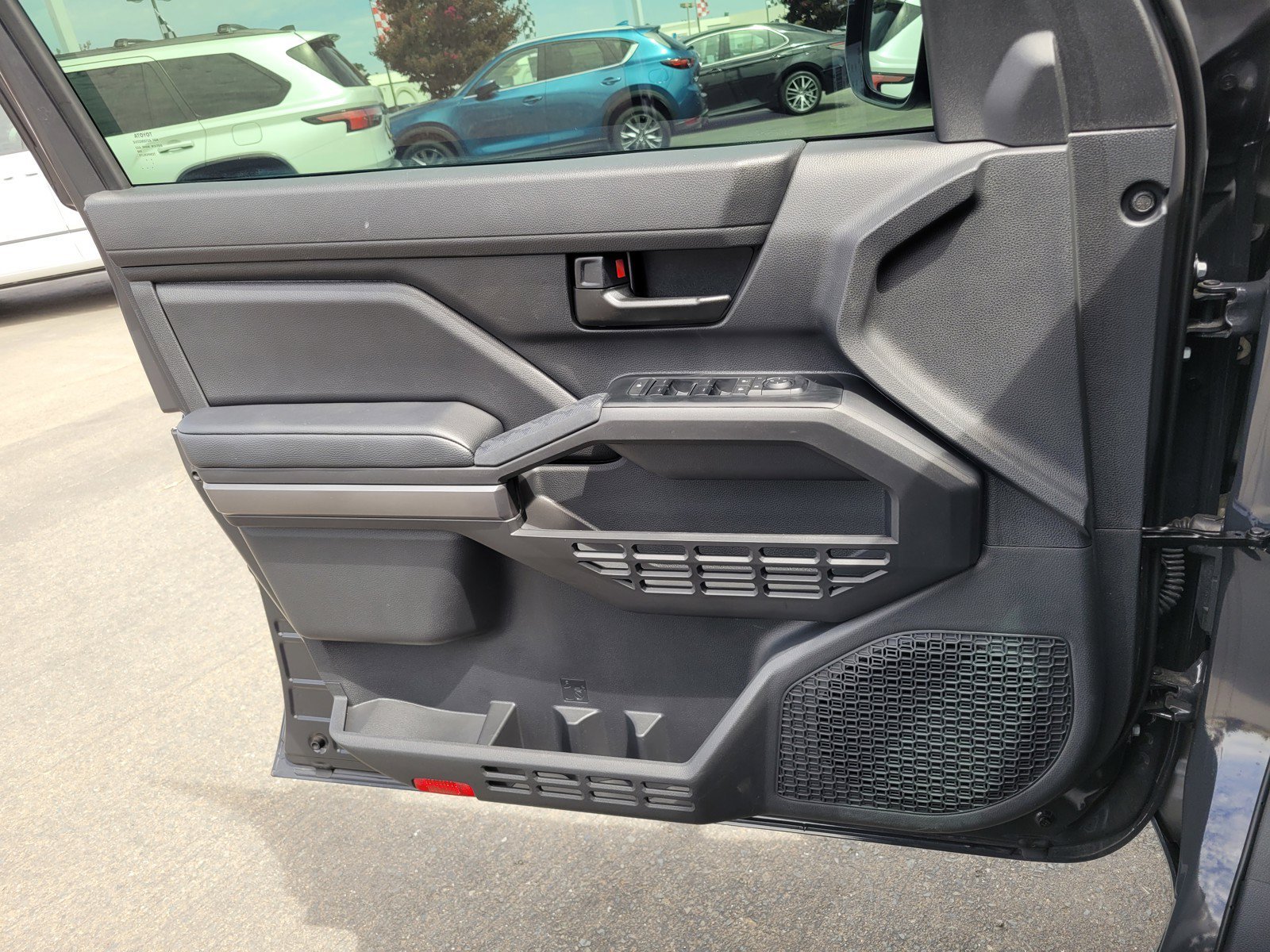 Used 2026  Toyota SR5 image 27