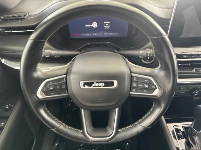 Used 2022 Silver Jeep Limited image 23