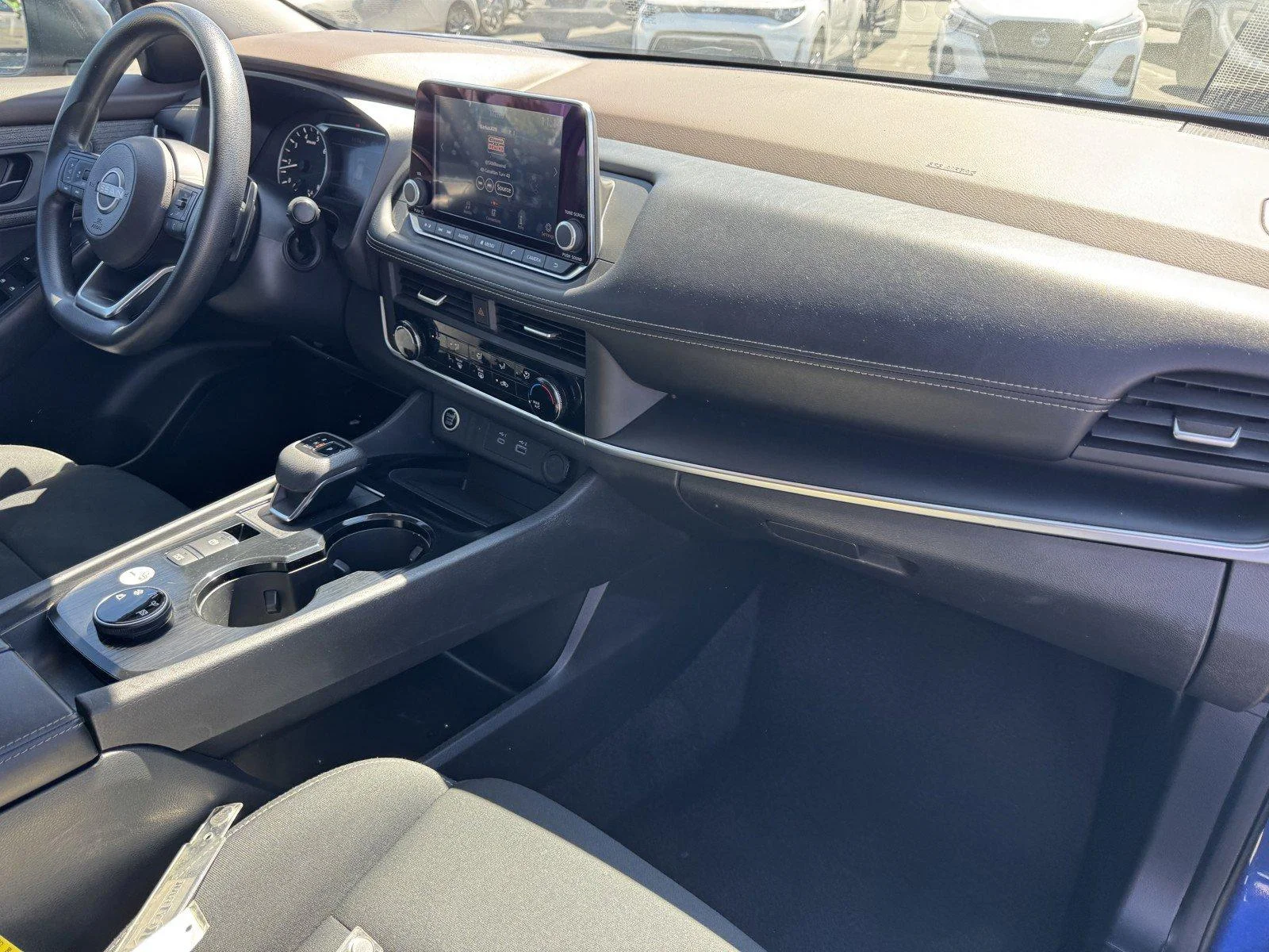 Used 2023 Caspian Blue Meta Nissan S image 7