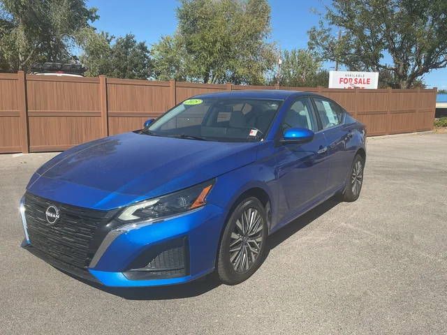 2025 Nissan Altima SV