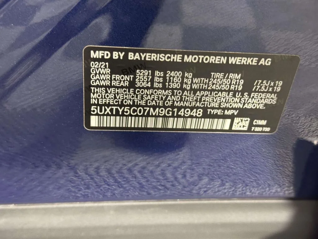Used 2021 Blue BMW xDrive30i image 16