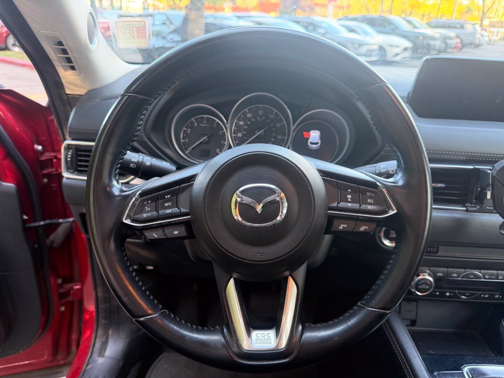 Used 2018 Soul Red Crystal Metallic Mazda Grand Touring image 17