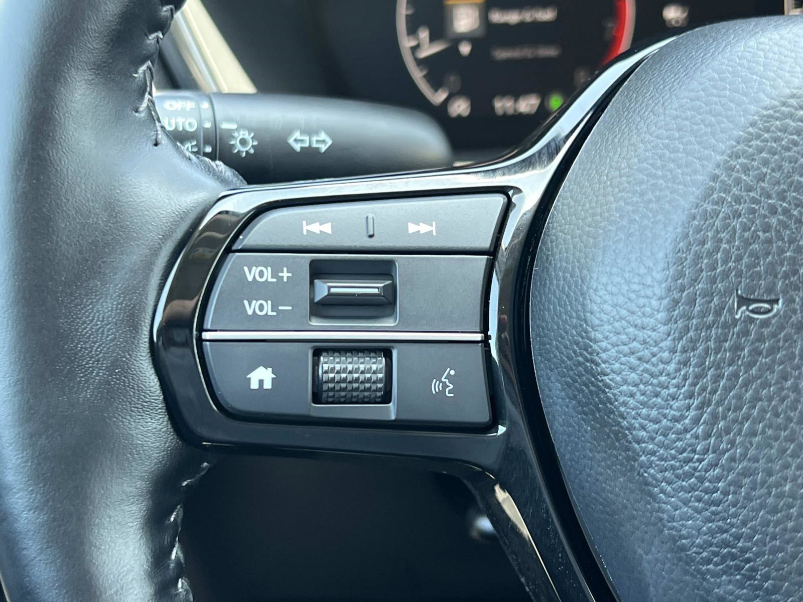 2025 Honda CR-V EX-L - Photo 9