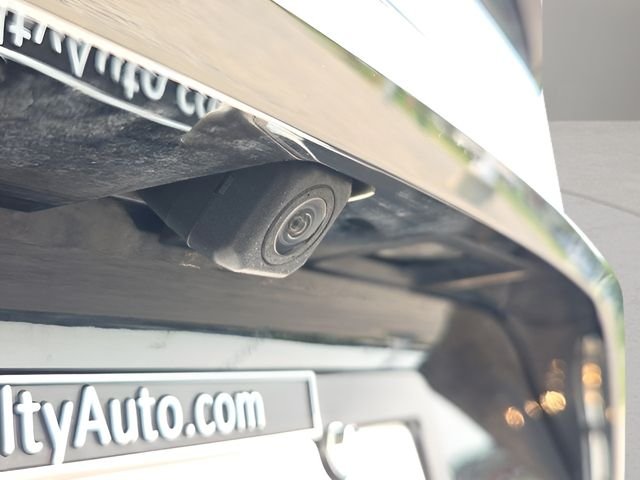 Used 2015 Black Toyota LE image 30