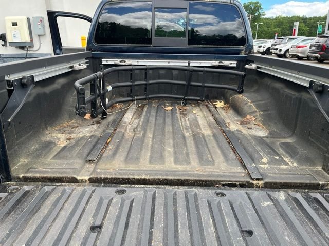 Used 2020 Blue Nissan SV image 23