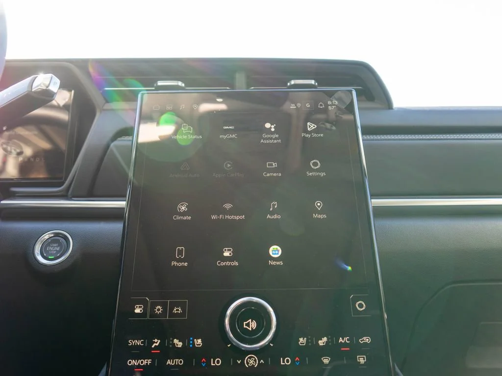 2026 GMC Terrain Denali - Photo 24