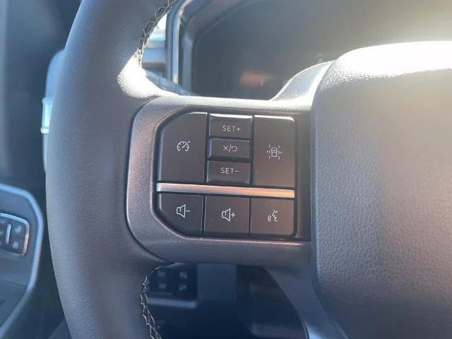 New 2027 Agate Black Metallic Ford F-450® LARIAT® image 44