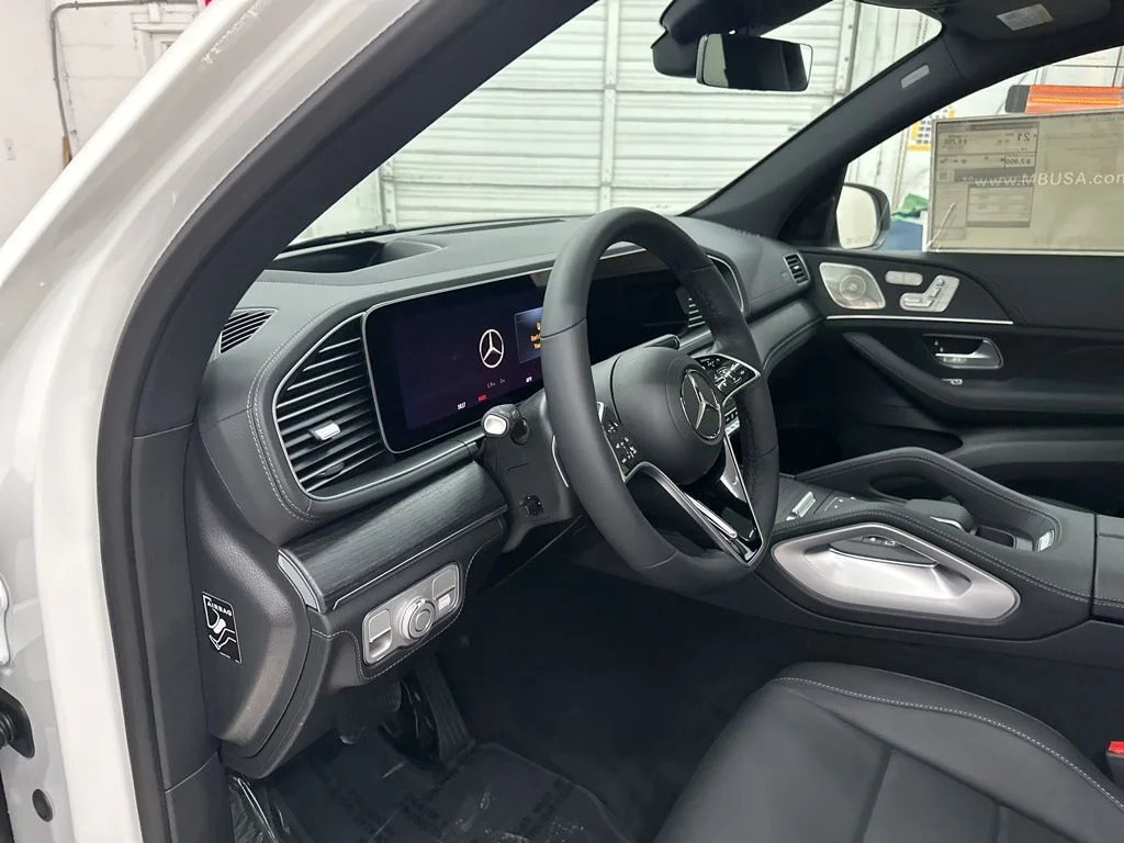 Used 2026 White Mercedes-Benz GLE 450 image 9