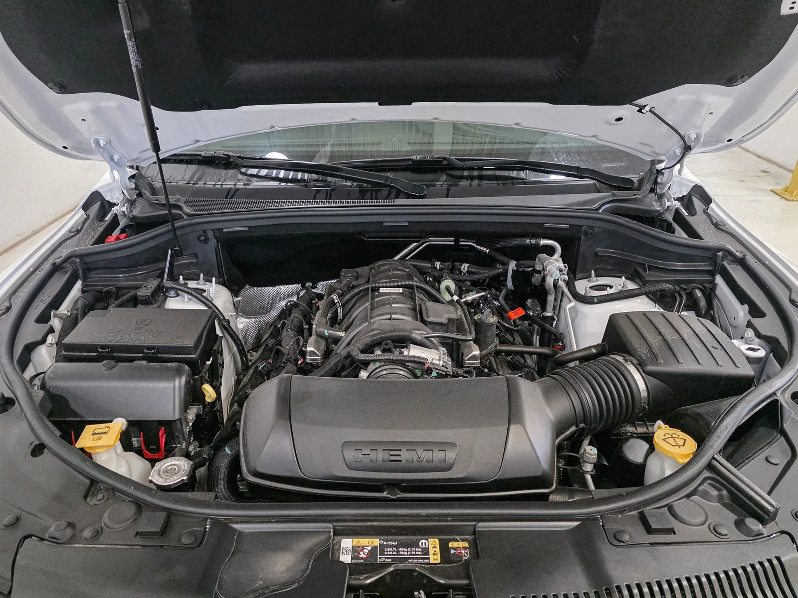 2025 Dodge Durango R/T - Photo 16