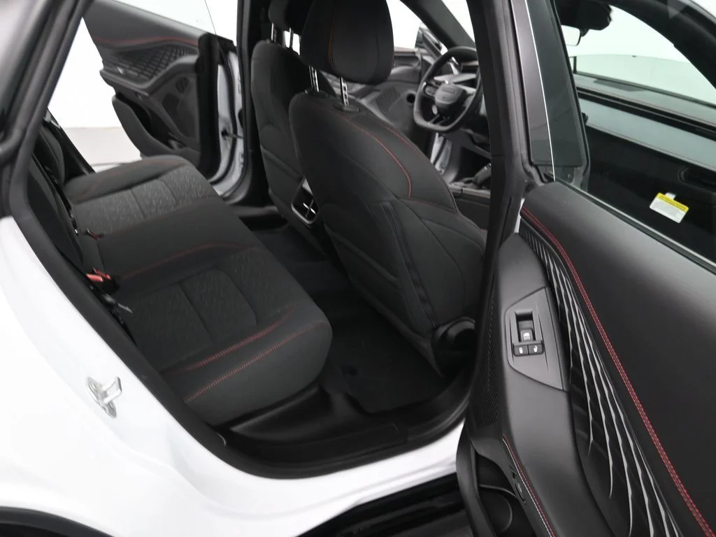 New 2026 White Knuckle Exterior Paint Dodge R/T image 18