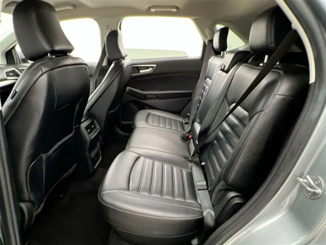Used 2024 Silver Ford SEL image 11