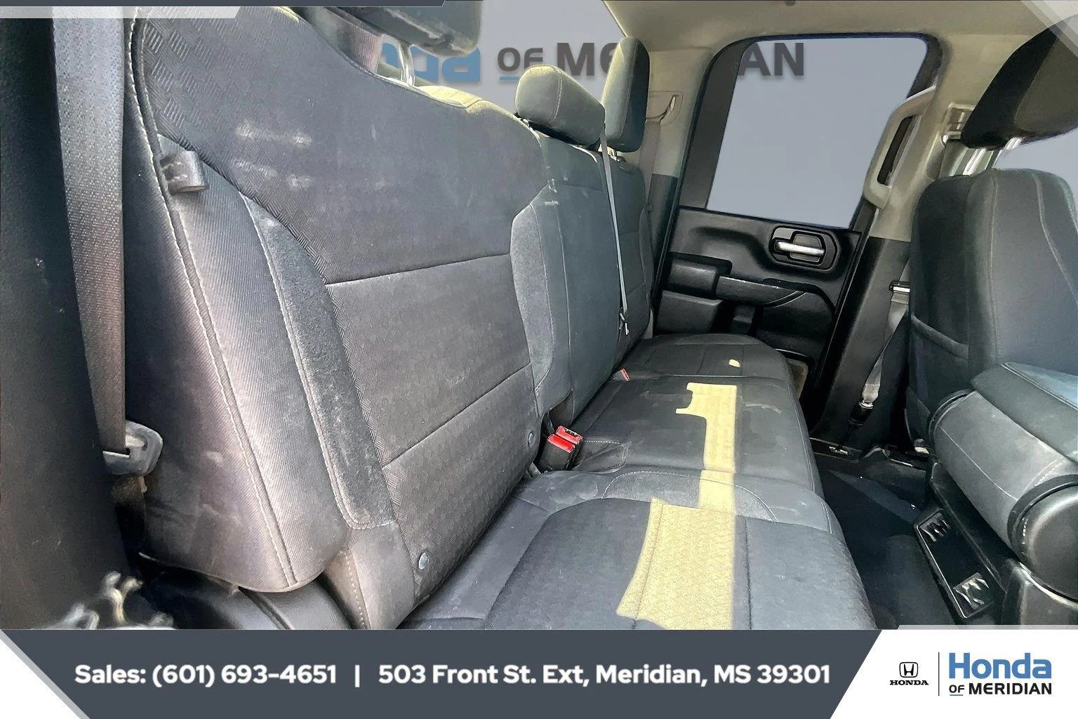 Used 2023 Summit White Chevrolet Custom image 20