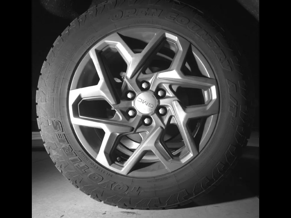 Certified Used 2022 White GMC SLT image 15