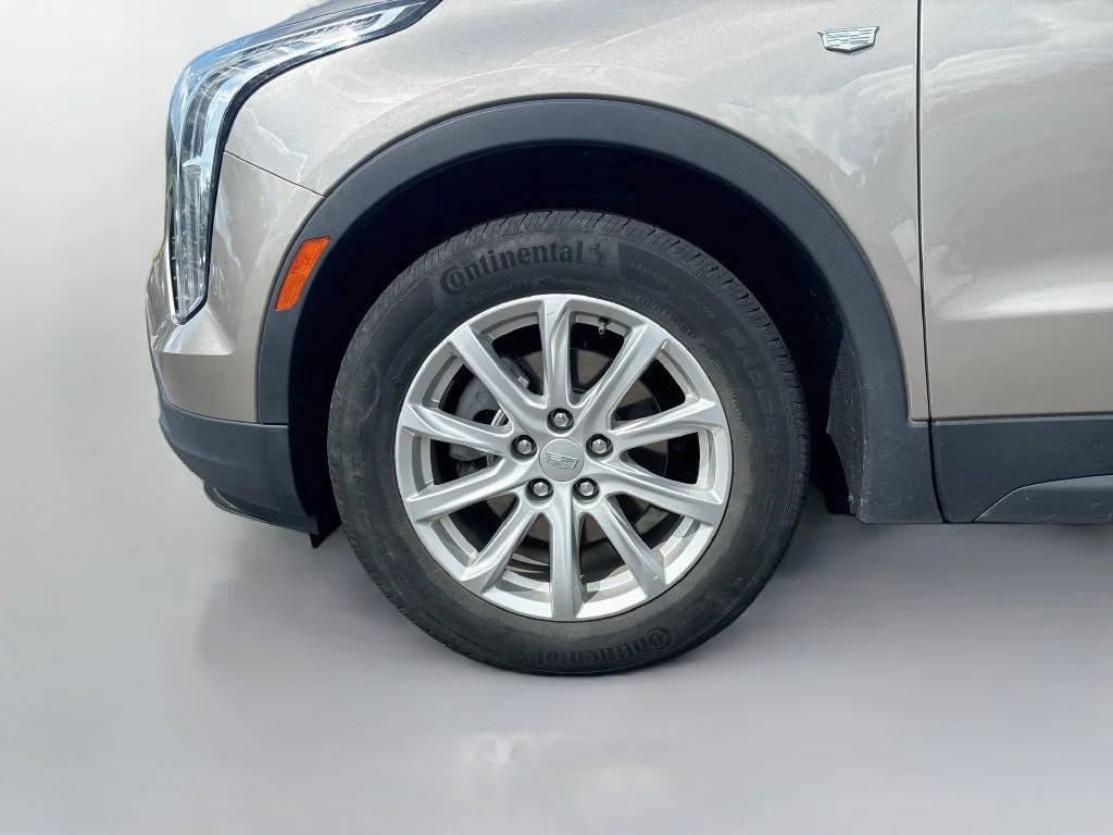 Used 2023 Brown Cadillac Luxury image 13