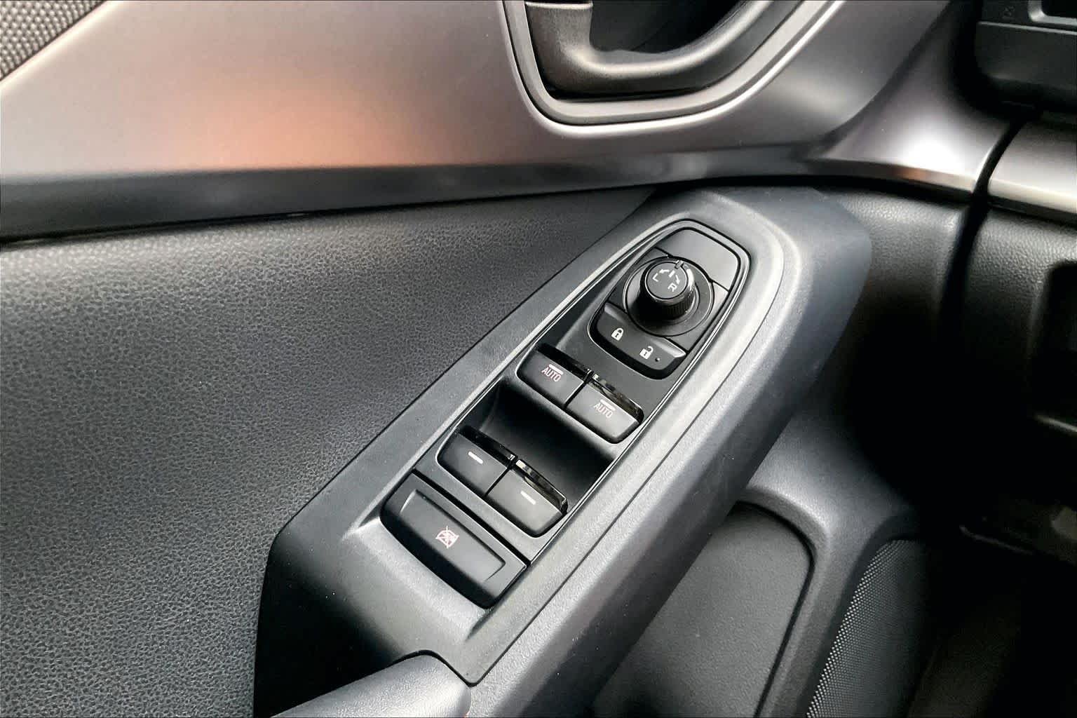 Used 2025 Crystal White Pearl Subaru Sport image 31