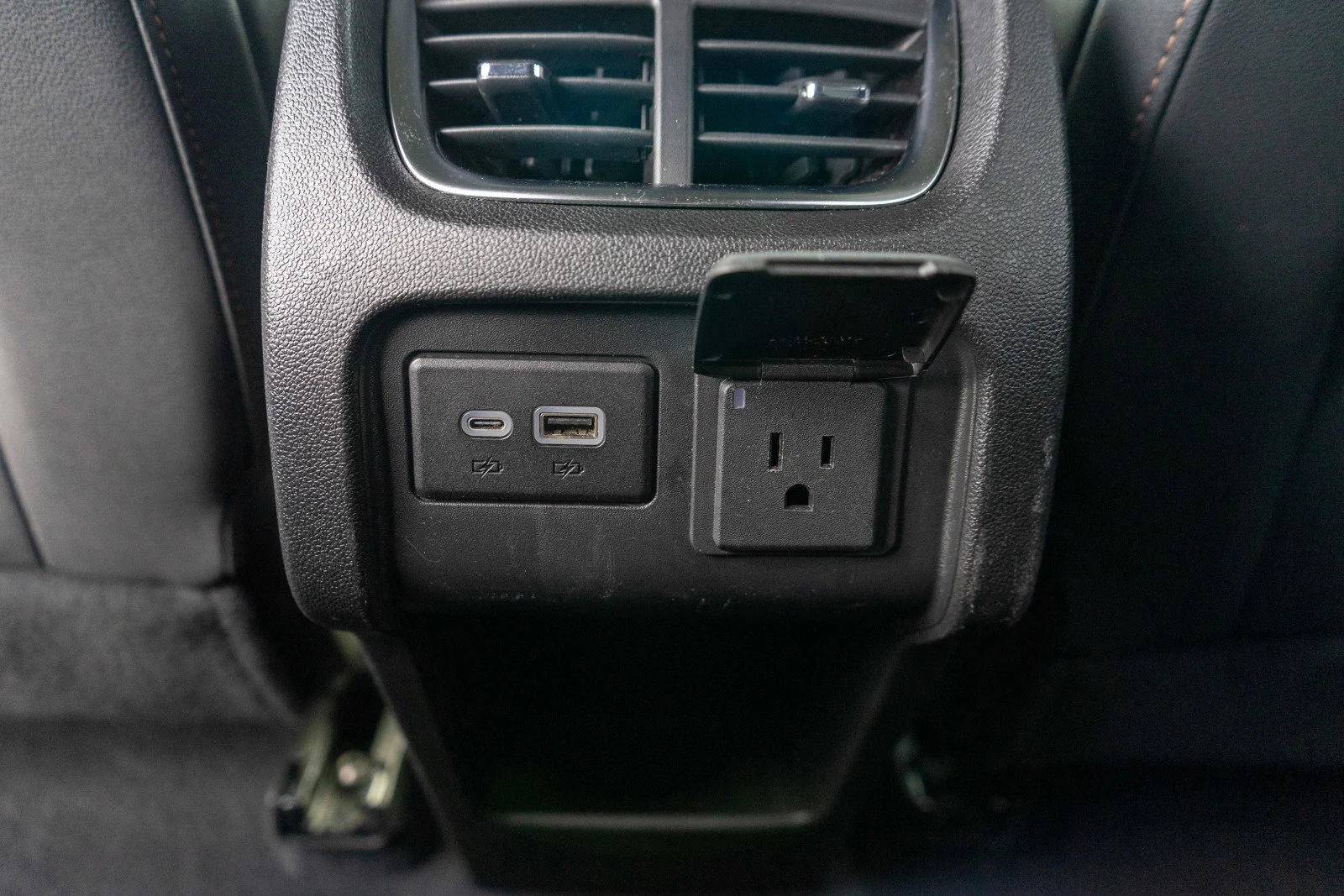 Used 2024 Black Chevrolet Premier image 30
