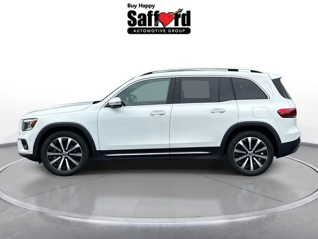 Used 2022  Mercedes-Benz GLB 250 image 5