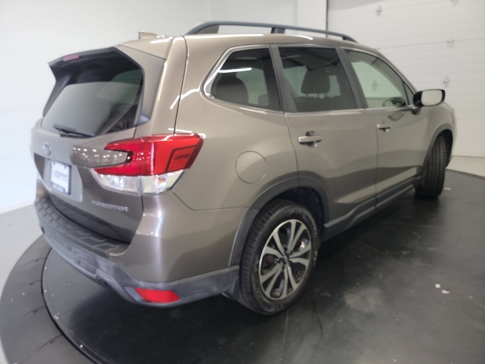 Used 2020 Sepia Bronze Metallic Subaru Limited image 8