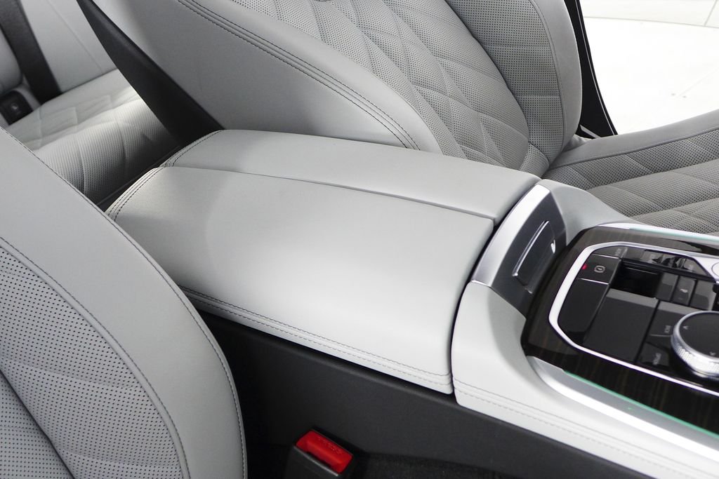 Used 2024 Skyscraper Gray Metallic BMW sDrive40i image 16