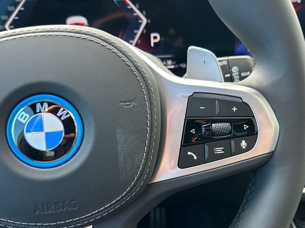New 2026 Mineral White Metallic BMW xDrive50e image 20
