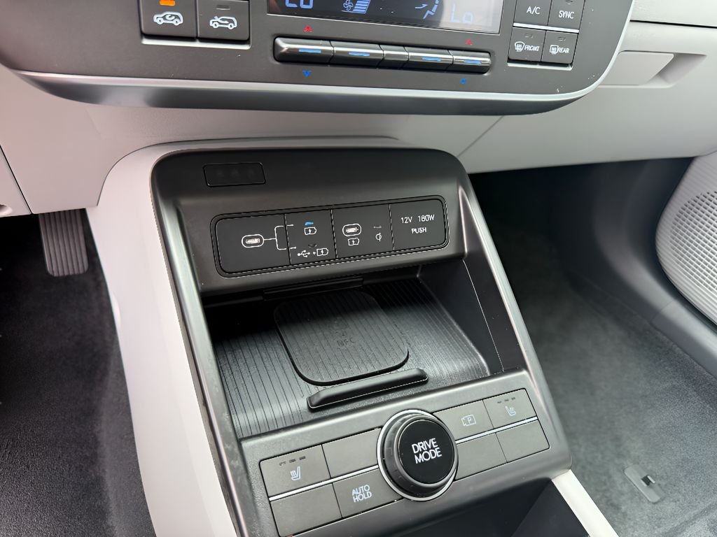 Certified Used 2025 Soultronic Orange Pearl Hyundai SEL Convenience image 30