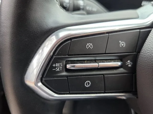 Certified Used 2025 Mosaic Black Metallic Chevrolet LT image 32