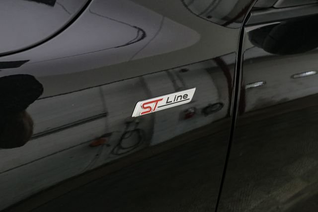 Used 2025 Black Ford ST-Line Select image 7