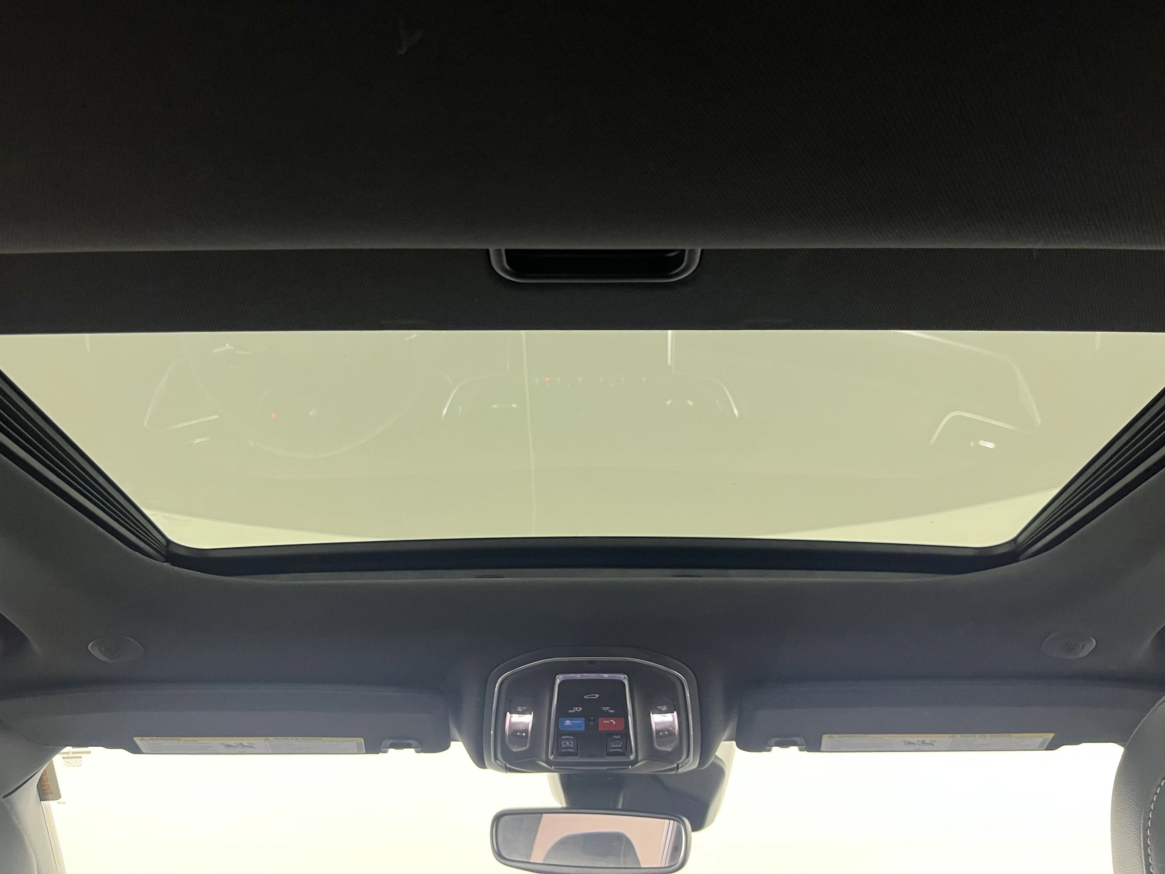 Used 2022 Bright White Clearcoat Jeep Altitude image 17