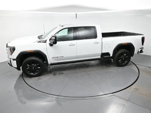 Used 2025 Summit White GMC AT4 image 36