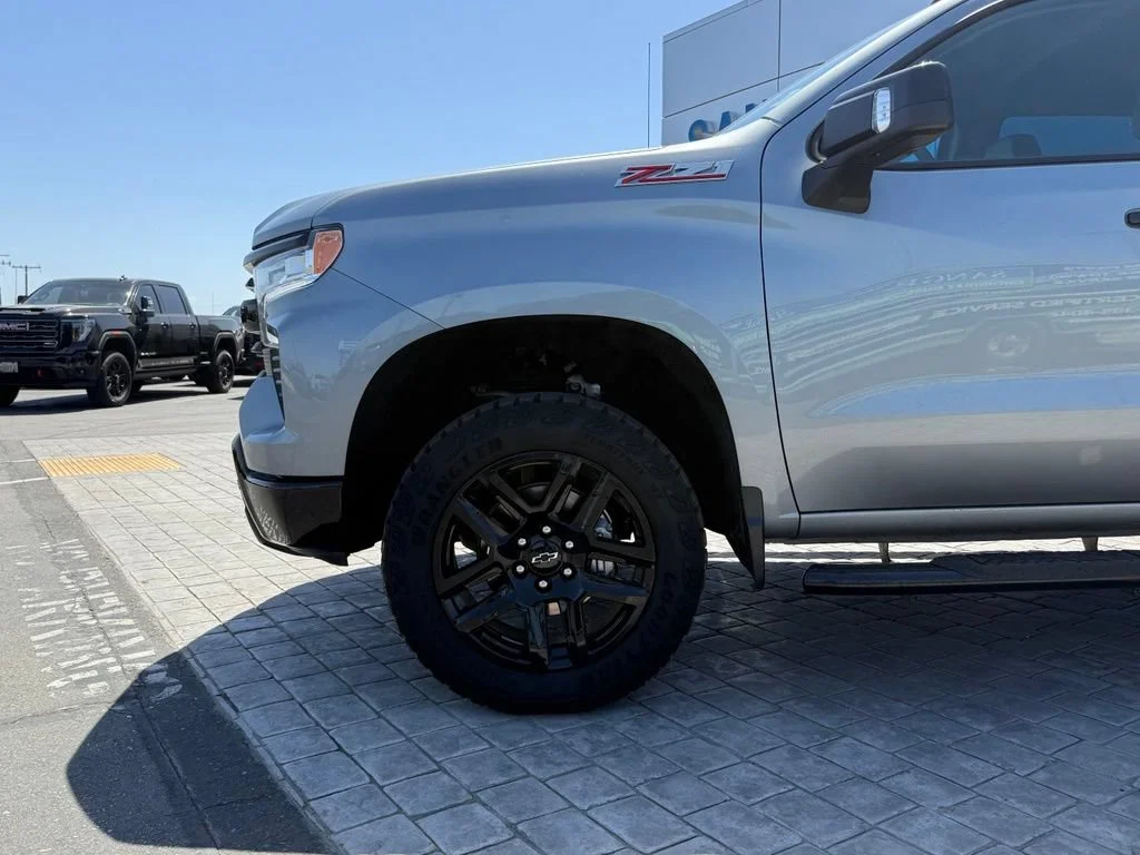 Used 2024 Sterling Gray Metallic Chevrolet LT Trail Boss image 5