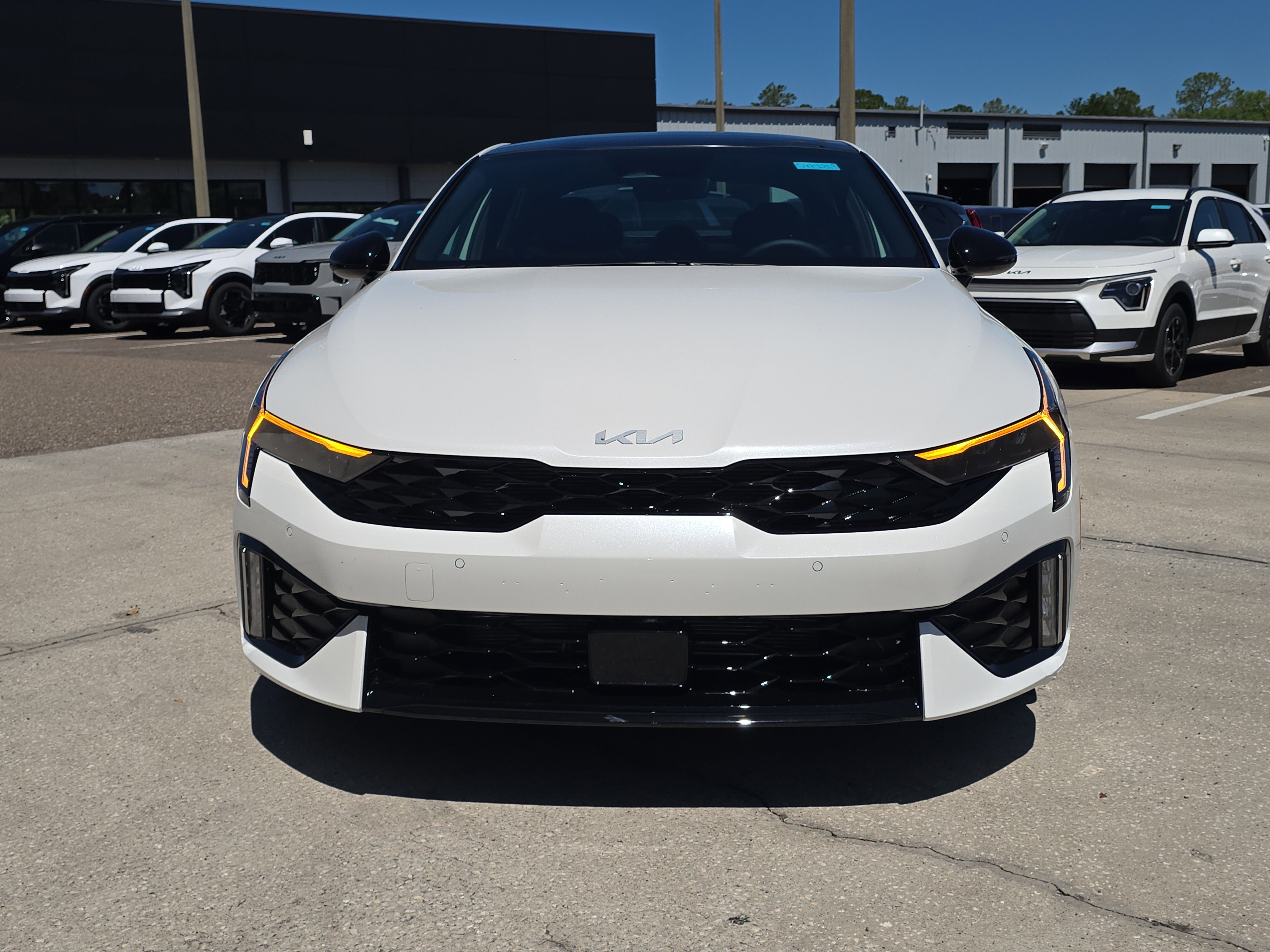 New 2026 Snow White Pearl Kia GT-Line FWD image 3