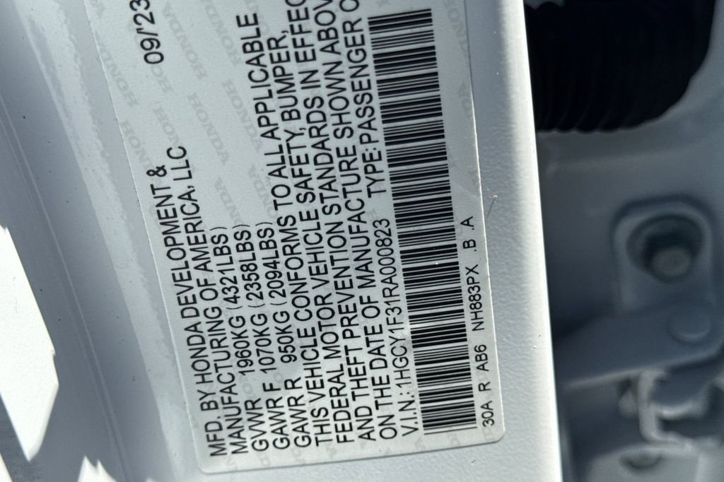 Certified Used 2024 Platinum White Pearl Honda EX image 33